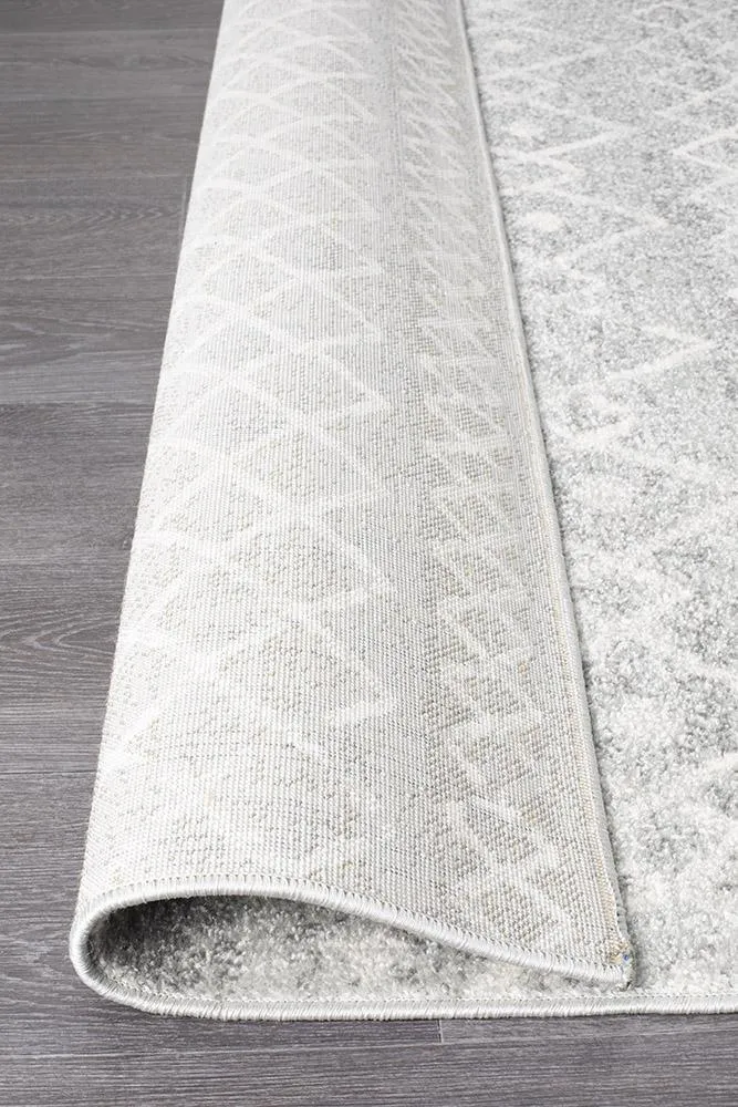 Aladdin Abby Silver Tribal Rug