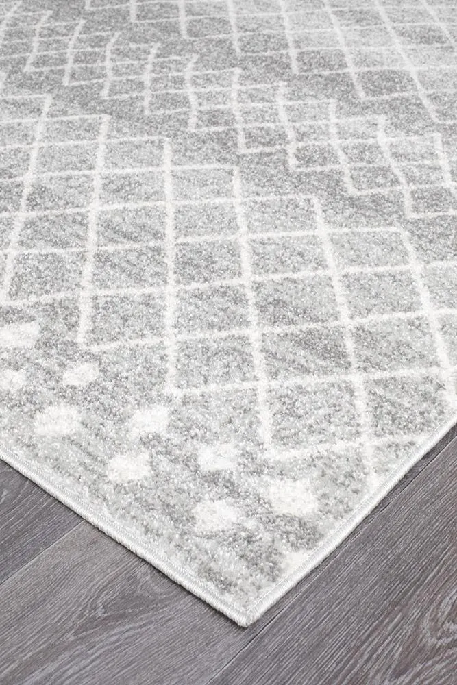 Aladdin Abby Silver Tribal Runner Rug