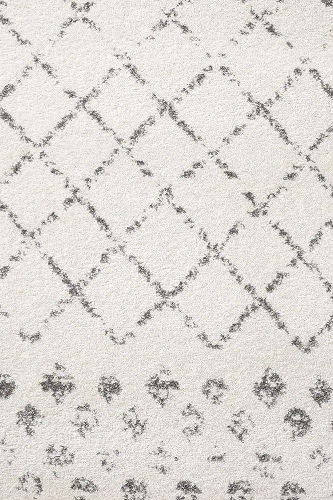 Aladdin Abby White Grey Tribal Round Rug