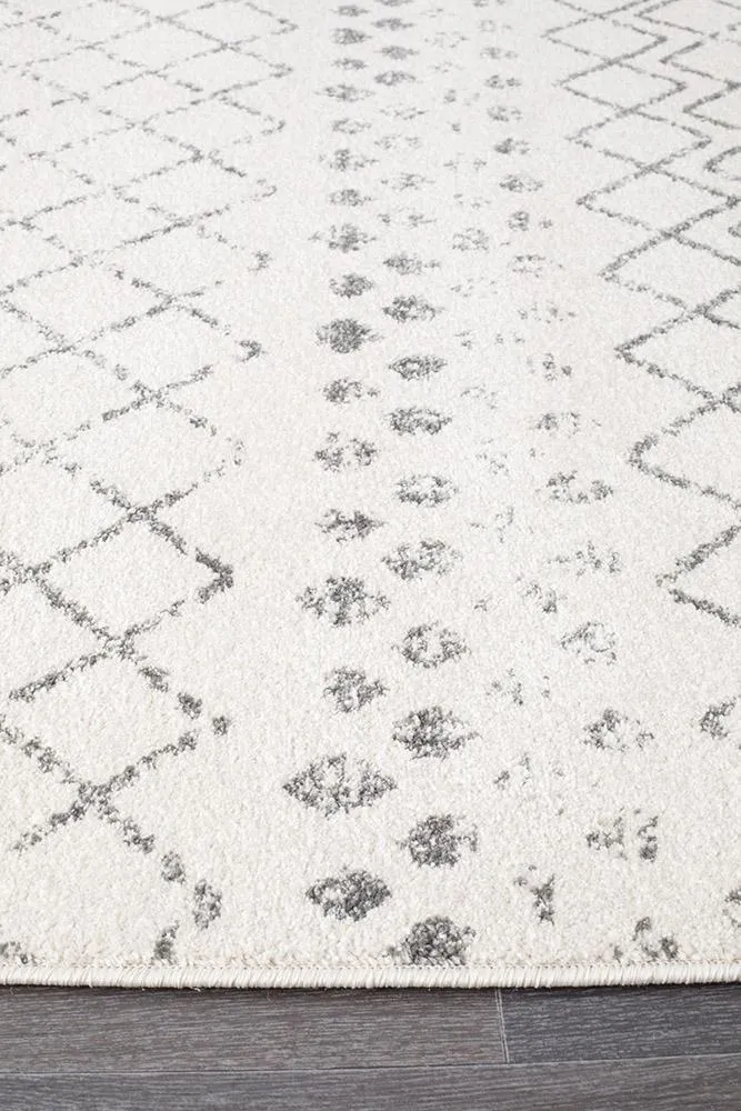 Aladdin Abby White Grey Tribal Rug