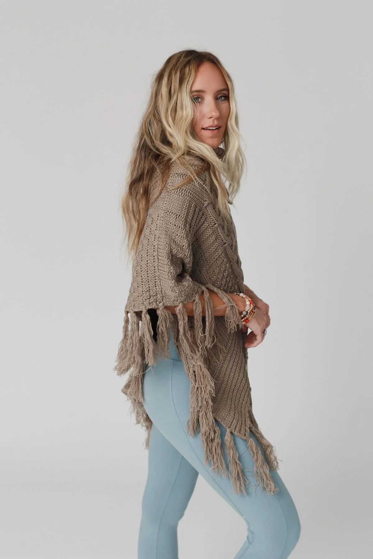 Cozy Cabin Turtleneck Poncho - Mocha