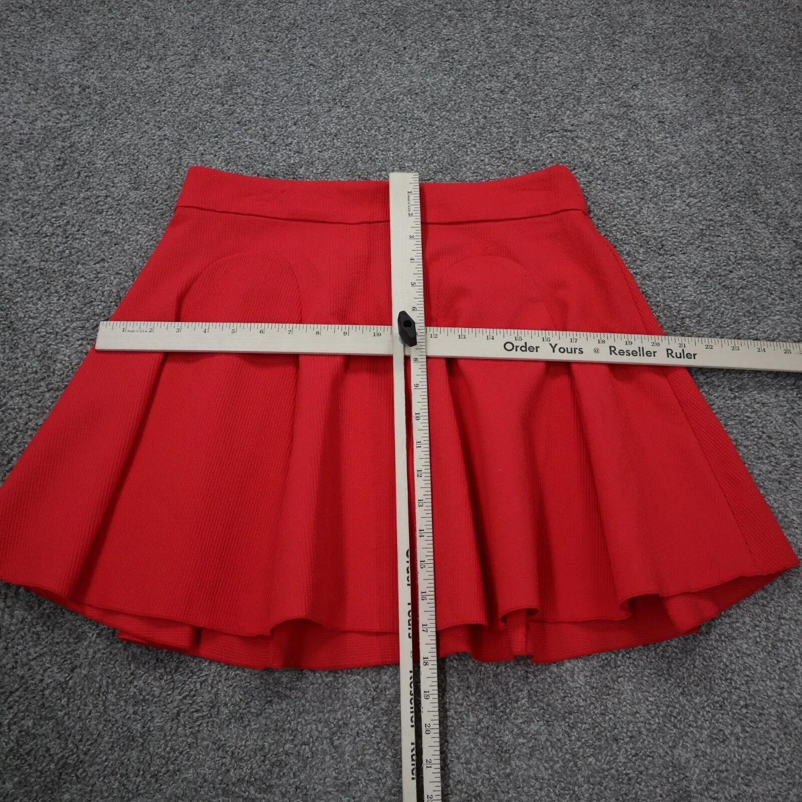 Divided by H&M Womens Quilted Skater Skirt Stretch Waist Pleated Orange SZ US 12