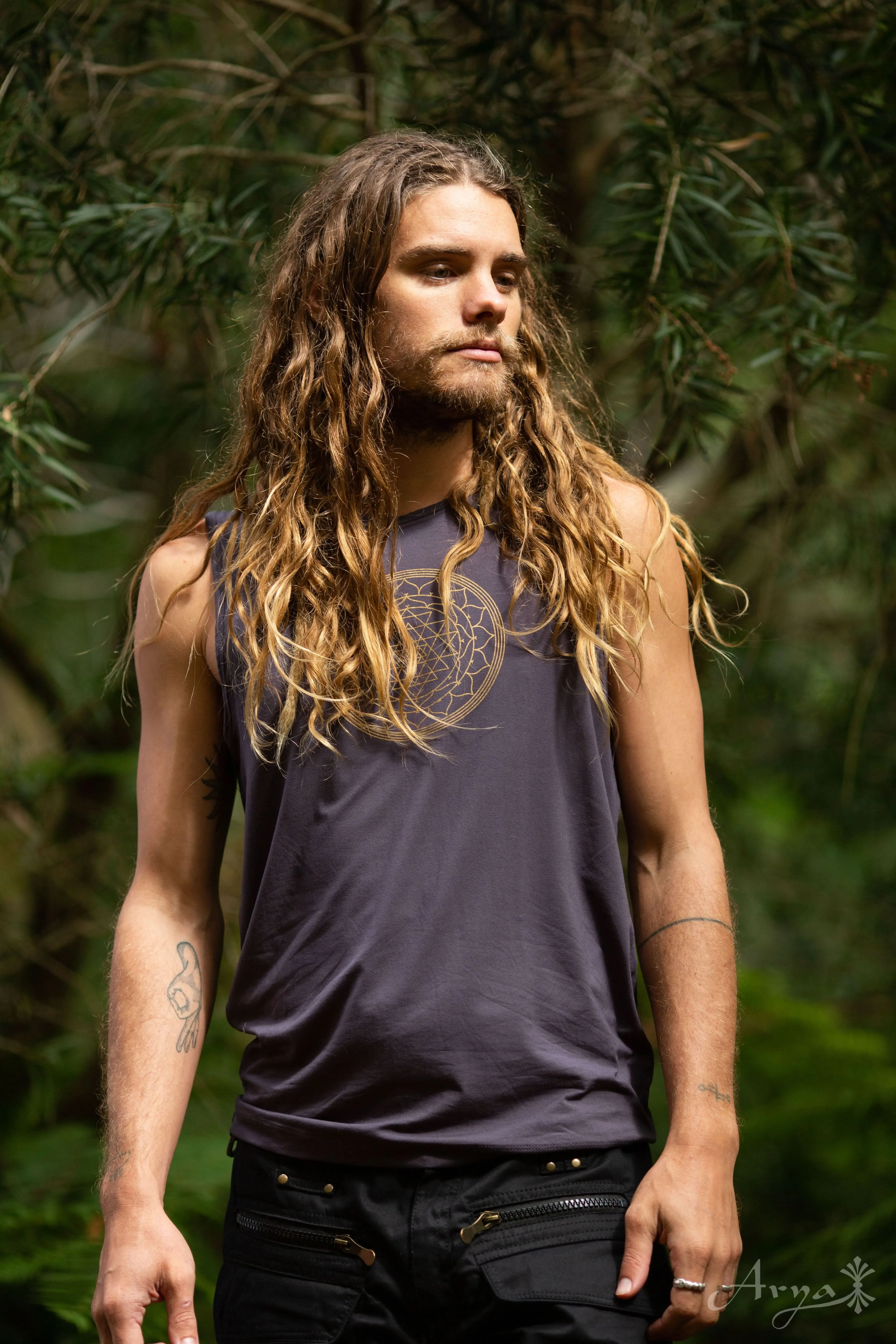 Hatha Singlet