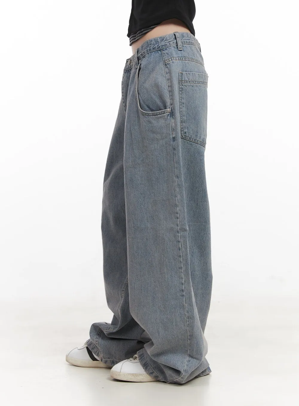 Kary Mega Oversized-Fit Jeans CJ528